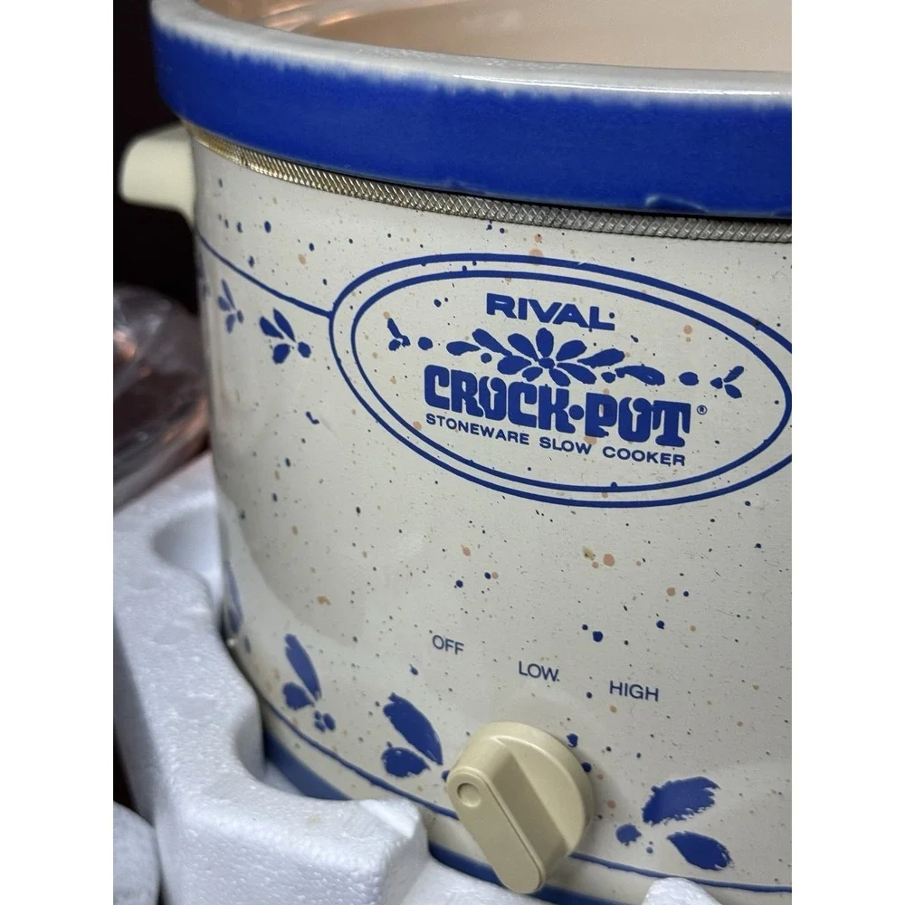 Rival Crock Pot 5 Quart Slow Cooker Model 3355 Blue Flower Design Vintage Used